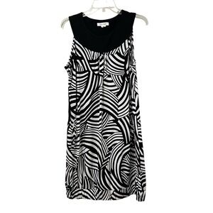 White House Black Market black & white dress Size Medium Sleeveless Geometric
